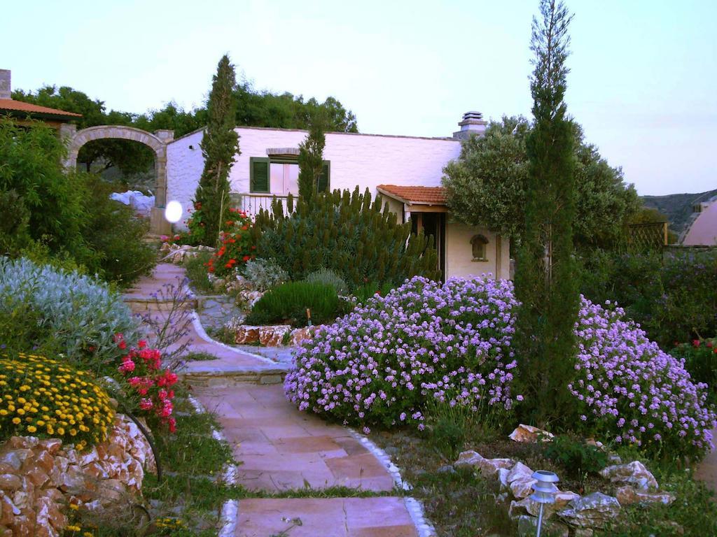 Hostal To The Garden Angairiá Habitación foto